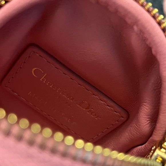 DIOR CARO ROUND POUCH PINK LEATHER - Picture 2 of 3